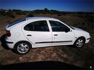 RENAULT Mégane RN 1.6E 5p.