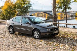 SEAT Toledo 1.9 TDi 110CV Signa -03