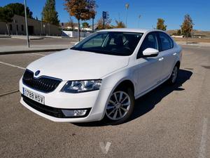 SKODA Octavia 1.6 TDI CR Ambition -13