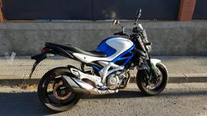 SUZUKI Gladius 