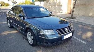 Volkswagen Passat 1.9 Tdi Tiptronic Highline 130cv 4p. -03