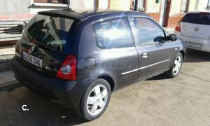 RENAULT Clio Luxe Privilege v 3p.