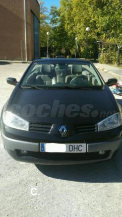 RENAULT Megane COUPECABR. LUXE PRIVILEGE 1.9DCI 2p.