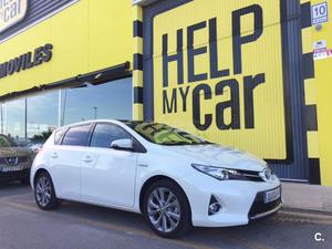 TOYOTA Auris Hybrid Active 5p.