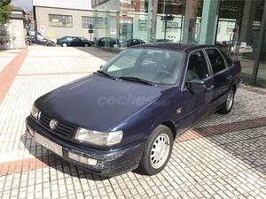 VOLKSWAGEN Passat GL 1.9TDI 90CV EXCLUSIV 4p.