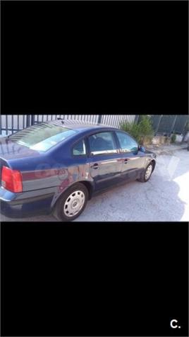 Volkswagen Passat 1.9 Tdi Variant Highline 5p. -00