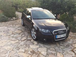 AUDI A3 2.0 TDI DPF Ambiente 3p.