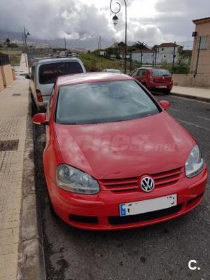 VOLKSWAGEN Golf 1.6 FSI Trendline 3p.