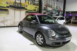 VOLKSWAGEN New Beetle 1.9 TDI 105CV Cabriolet 2p.