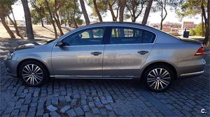 VOLKSWAGEN Passat 2.0 TDI 140 DSG Highline BlueMotion Tech