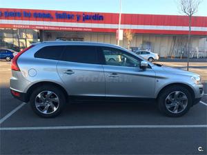 VOLVO XC D4 AWD Kinetic Auto 5p.