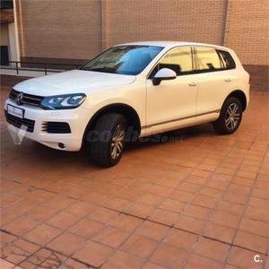 Volkswagen Touareg 3.0 Tdi 245 Tip Premium Bmt Terrain Tech