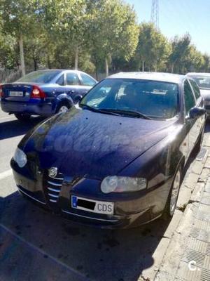 ALFA ROMEO  TS Distinctive 5p.