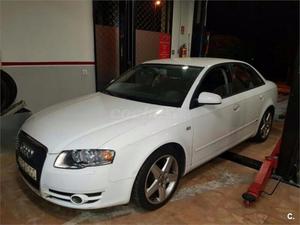 AUDI A4 2.0 T FSI quattro 4p.