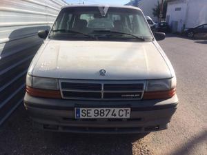 CHRYSLER Voyager LE 