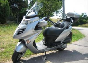 KYMCO Grand Dink 