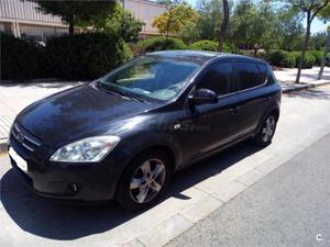 Kia Cee'd 1.6 Crdi 115cv Active 5p. -07