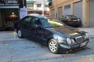 MERCEDES-BENZ Clase E E 200 CDI CLASSIC 4p.