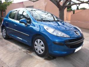 PEUGEOT 207 Confort 1.4 HDI 