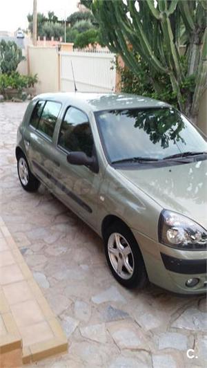 RENAULT Clio Confort Dynamique v 5p.