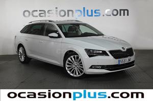 SKODA Superb Combi 2.0 TDI 190 AdBlue tech DSG Style 5p.