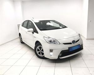 TOYOTA Prius Advance 5p.