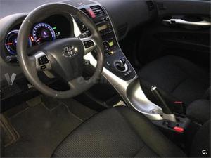 Toyota Auris 1.8 Hibrido Advance 5p. -11