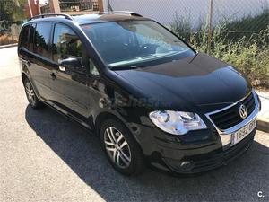 VOLKSWAGEN Touran 2.0 TDI 140 DSG Highline 5p.