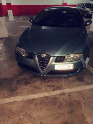 ALFA ROMEO GT 1.9 JTD Sport -06