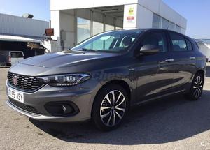 FIAT Tipo v Lounge 70kW 95CV gasolina 5p. 5p.