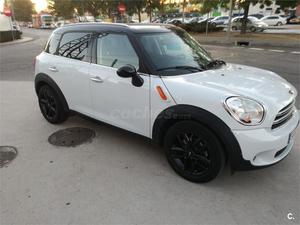 MINI Countryman COOPER D COUNTRYMAN automatico 5p.