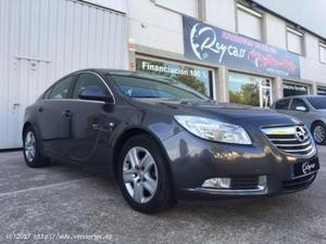 OPEL INSIGNIA EN VENTA EN ARGAMASILLA DE CALATRAVA (CIUDAD