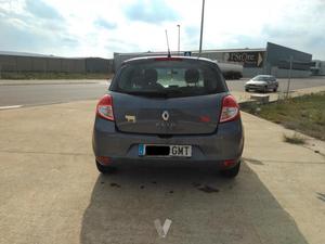 RENAULT Clio Emotion v eco2 -09