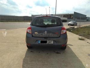 Renault Clio Emotion v Eco2 5p. -09