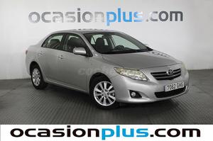 TOYOTA Corolla Sedan 1.6 VVTi Dual Luna 4p.