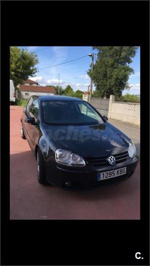 VOLKSWAGEN Golf 2.0 TDI 140cv Highline 3p.