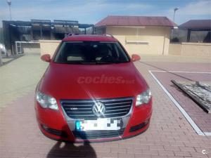 VOLKSWAGEN Passat Variant 2.0 TDI 170cv DPF DSG Highline 5p.