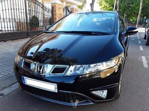 HONDA Civic 2.2 iCTDi Luxury -10