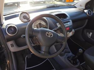 TOYOTA Aygo 1.0 VVTi Sound -06