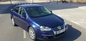 VOLKSWAGEN Jetta 2.0 TDI 140 DSG Advance -07