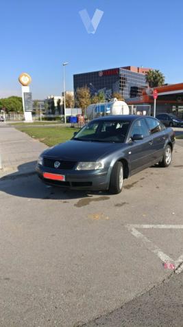 VOLKSWAGEN Passat 1.8 T HIGHLINE -00