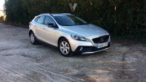 VOLVO V40 Cross Country 2.0 D3 Kinetic -15