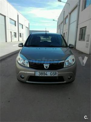 Dacia Sandero Laureate v 75cv 5p. -10