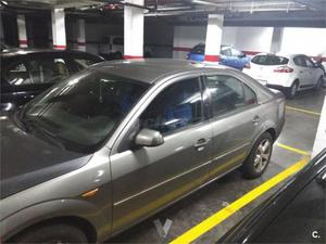 Ford Mondeo 1.8i Ambiente 5p. -01
