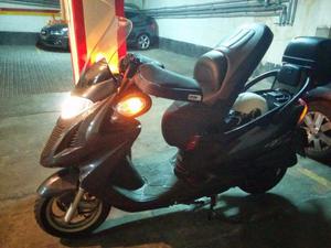 KYMCO Grand Dink 