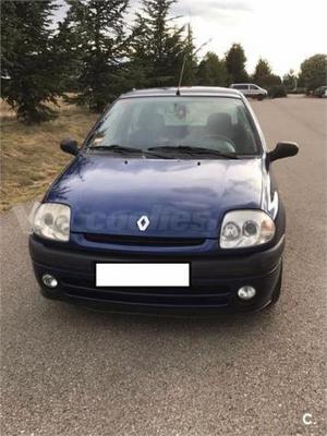 Renault Clio v 3p. -99