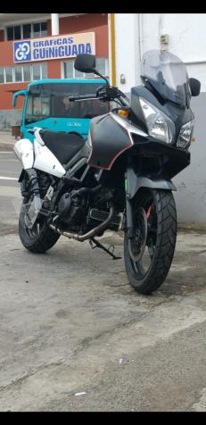 SUZUKI V-Strom 