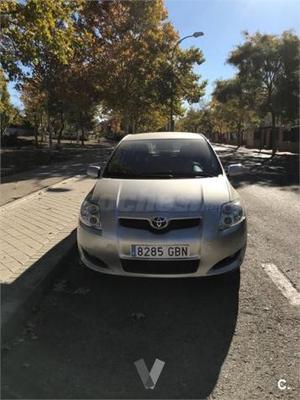 Toyota Auris 2.0 D4d Sol 5p. -08