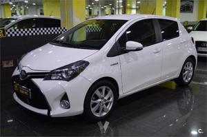 Toyota Yaris Hybrid Advance 5p. -14