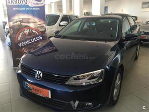 Volkswagen Jetta 1.6 Tdi 105cv Advance Bluemotion Tech 4p.